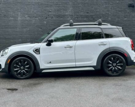 Белый Мини Купер С, объемом двигателя 2 л и пробегом 47 тыс. км за 4100 $, фото 3 на Automoto.ua