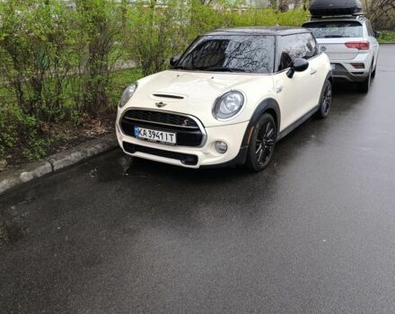 Белый Мини Купер С, объемом двигателя 2 л и пробегом 171 тыс. км за 11500 $, фото 1 на Automoto.ua
