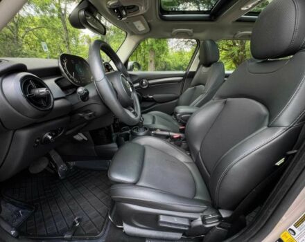 Бежевый Мини Купер С, объемом двигателя 1.5 л и пробегом 30 тыс. км за 9800 $, фото 9 на Automoto.ua