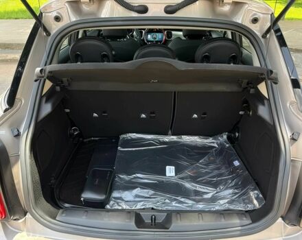 Бежевий Міні Cooper S, об'ємом двигуна 2 л та пробігом 15 тис. км за 11200 $, фото 14 на Automoto.ua