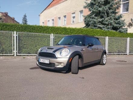 Мини Купер С 2009 в Львове на Automoto.ua Бежевый Мини Купер С, объемом двигателя 1.6 л и пробегом 52 тыс. км за 7400 $, фото 1 на Automoto.ua