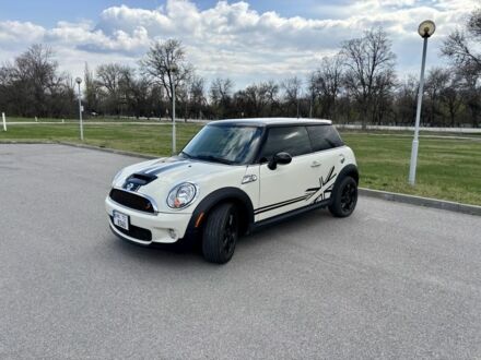 Міні Cooper S 2010 у Дніпро (Дніпропетровську) на Automoto.ua Бежевий Міні Cooper S, об'ємом двигуна 1.6 л та пробігом 135 тис. км за 9500 $, фото 1 на Automoto.ua