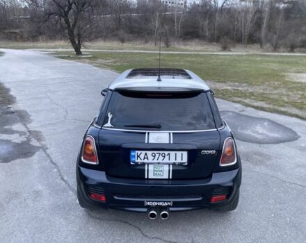 Чорний Міні Cooper S, об'ємом двигуна 1.6 л та пробігом 193 тис. км за 6500 $, фото 2 на Automoto.ua