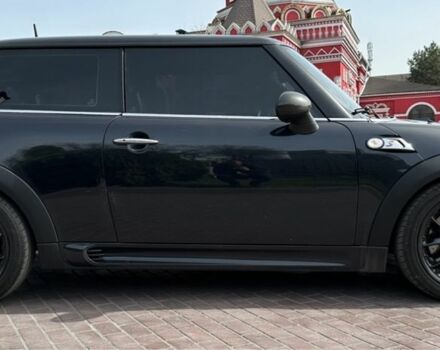 Чорний Міні Cooper S, об'ємом двигуна 0.16 л та пробігом 170 тис. км за 8300 $, фото 3 на Automoto.ua