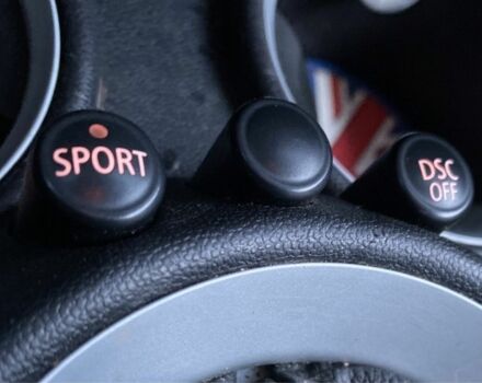 Чорний Міні Cooper S, об'ємом двигуна 1.6 л та пробігом 193 тис. км за 6500 $, фото 6 на Automoto.ua