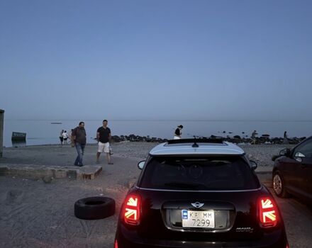 Чорний Міні Cooper S, об'ємом двигуна 2 л та пробігом 70 тис. км за 14999 $, фото 7 на Automoto.ua