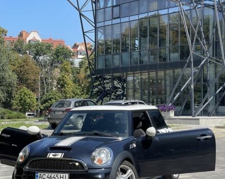 Чорний Міні Cooper S, об'ємом двигуна 1.6 л та пробігом 180 тис. км за 8000 $, фото 2 на Automoto.ua