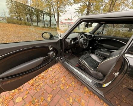 Чорний Міні Cooper S, об'ємом двигуна 1.6 л та пробігом 119 тис. км за 6700 $, фото 8 на Automoto.ua