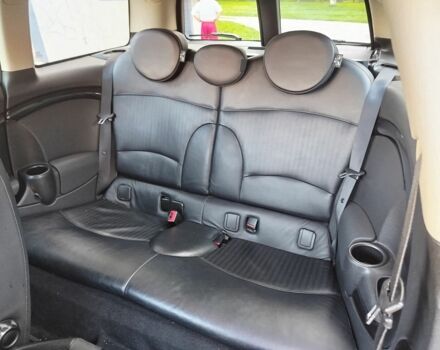 Чорний Міні Cooper S, об'ємом двигуна 1.6 л та пробігом 288 тис. км за 7838 $, фото 7 на Automoto.ua