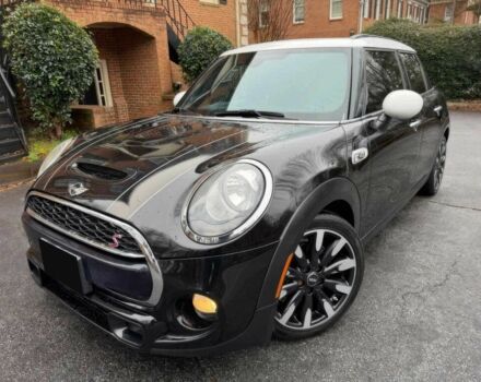 Черный Мини Купер С, объемом двигателя 2 л и пробегом 67 тыс. км за 4500 $, фото 1 на Automoto.ua