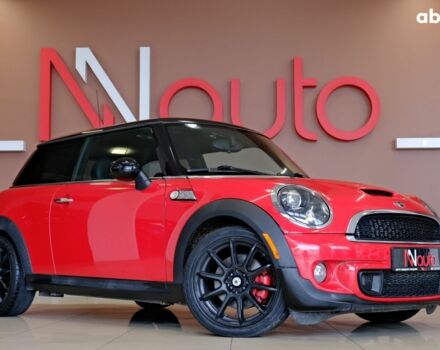 Червоний Міні Cooper S, об'ємом двигуна 1.6 л та пробігом 152 тис. км за 8500 $, фото 3 на Automoto.ua
