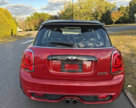 Червоний Міні Cooper S, об'ємом двигуна 2 л та пробігом 56 тис. км за 4700 $, фото 5 на Automoto.ua