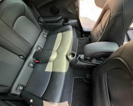 Красный Мини Купер С, объемом двигателя 2 л и пробегом 30 тыс. км за 19000 $, фото 12 на Automoto.ua