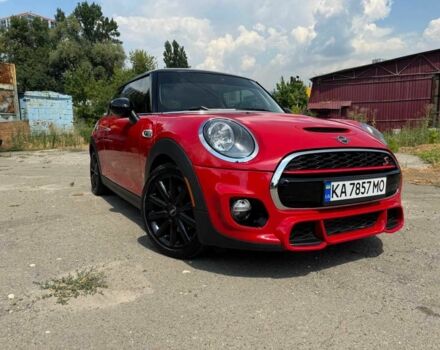 Красный Мини Купер С, объемом двигателя 2 л и пробегом 30 тыс. км за 19000 $, фото 2 на Automoto.ua