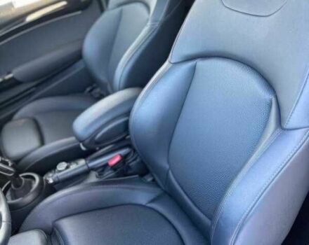 Червоний Міні Cooper S, об'ємом двигуна 2 л та пробігом 55 тис. км за 12000 $, фото 10 на Automoto.ua