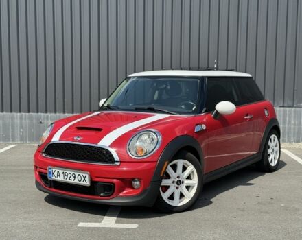 Червоний Міні Cooper S, об'ємом двигуна 1.6 л та пробігом 195 тис. км за 7200 $, фото 1 на Automoto.ua