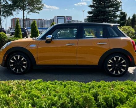 Желтый Мини Купер С, объемом двигателя 2 л и пробегом 152 тыс. км за 13700 $, фото 3 на Automoto.ua