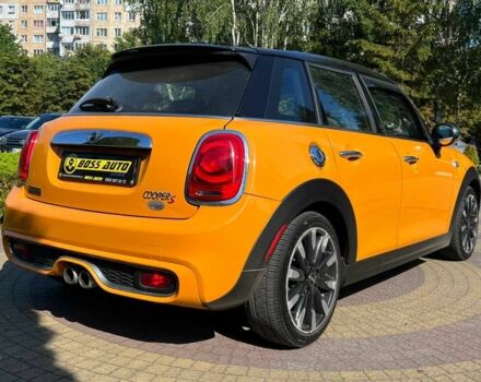Желтый Мини Купер С, объемом двигателя 2 л и пробегом 152 тыс. км за 13700 $, фото 6 на Automoto.ua