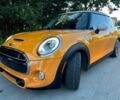 Желтый Мини Купер С, объемом двигателя 2 л и пробегом 49 тыс. км за 8800 $, фото 2 на Automoto.ua