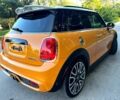 Желтый Мини Купер С, объемом двигателя 2 л и пробегом 49 тыс. км за 8800 $, фото 3 на Automoto.ua