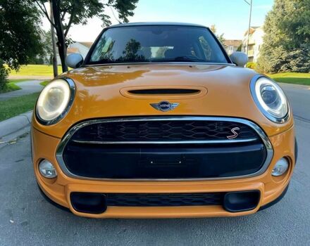 Желтый Мини Купер С, объемом двигателя 2 л и пробегом 49 тыс. км за 8800 $, фото 1 на Automoto.ua
