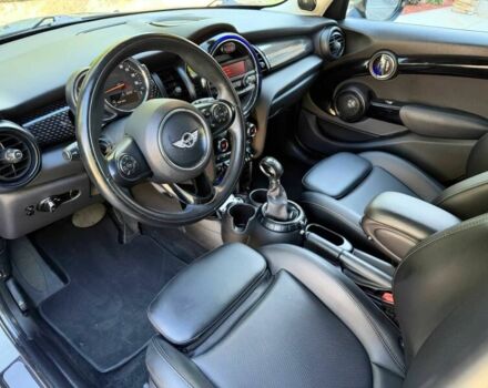 Сірий Міні Cooper S, об'ємом двигуна 2 л та пробігом 94 тис. км за 4014 $, фото 5 на Automoto.ua