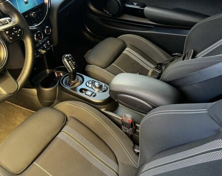 Сірий Міні Cooper S, об'ємом двигуна 0 л та пробігом 41 тис. км за 17500 $, фото 7 на Automoto.ua