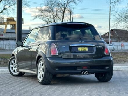 Серый Мини Купер С, объемом двигателя 1.6 л и пробегом 225 тыс. км за 6350 $, фото 1 на Automoto.ua