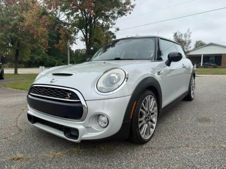Сірий Міні Cooper S, об'ємом двигуна 2 л та пробігом 74 тис. км за 5000 $, фото 1 на Automoto.ua