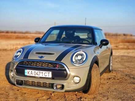 Сірий Міні Cooper S, об'ємом двигуна 2 л та пробігом 100 тис. км за 25200 $, фото 1 на Automoto.ua