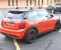 Помаранчевий Міні Cooper S, об'ємом двигуна 2 л та пробігом 46 тис. км за 11500 $, фото 6 на Automoto.ua