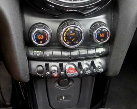 Помаранчевий Міні Cooper S, об'ємом двигуна 2 л та пробігом 46 тис. км за 11500 $, фото 10 на Automoto.ua