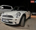 Белый Мини Купер, объемом двигателя 1.6 л и пробегом 260 тыс. км за 4500 $, фото 1 на Automoto.ua