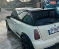 Белый Мини Купер, объемом двигателя 1.6 л и пробегом 250 тыс. км за 4500 $, фото 3 на Automoto.ua