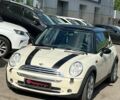 Білий Міні Cooper, об'ємом двигуна 1.6 л та пробігом 130 тис. км за 5888 $, фото 1 на Automoto.ua