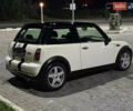 Міні Cooper 2005 у Чернівцях на Automoto.ua Білий Міні Cooper, об'ємом двигуна 1.6 л та пробігом 215 тис. км за 4900 $, фото 5 на Automoto.ua