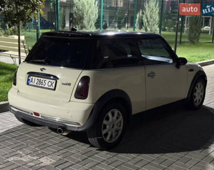 Белый Мини Купер, объемом двигателя 1.6 л и пробегом 193 тыс. км за 5550 $, фото 3 на Automoto.ua