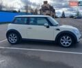 Білий Міні Cooper, об'ємом двигуна 1.6 л та пробігом 105 тис. км за 5200 $, фото 8 на Automoto.ua