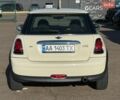 Білий Міні Cooper, об'ємом двигуна 1.4 л та пробігом 110 тис. км за 5999 $, фото 4 на Automoto.ua