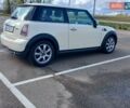 Білий Міні Cooper, об'ємом двигуна 1.6 л та пробігом 105 тис. км за 5200 $, фото 5 на Automoto.ua