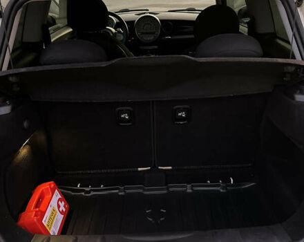 Білий Міні Cooper, об'ємом двигуна 1.6 л та пробігом 171 тис. км за 7000 $, фото 14 на Automoto.ua