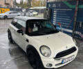 Білий Міні Cooper, об'ємом двигуна 1.6 л та пробігом 255 тис. км за 4600 $, фото 3 на Automoto.ua