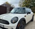Білий Міні Cooper, об'ємом двигуна 1.6 л та пробігом 284 тис. км за 6700 $, фото 2 на Automoto.ua