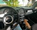 Белый Мини Купер, объемом двигателя 1.4 л и пробегом 203 тыс. км за 5800 $, фото 4 на Automoto.ua