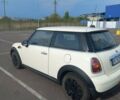 Білий Міні Cooper, об'ємом двигуна 1.4 л та пробігом 211 тис. км за 4500 $, фото 4 на Automoto.ua
