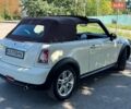 Белый Мини Купер, объемом двигателя 1.6 л и пробегом 225 тыс. км за 9000 $, фото 7 на Automoto.ua