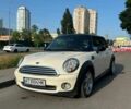 Белый Мини Купер, объемом двигателя 1.6 л и пробегом 227 тыс. км за 5800 $, фото 1 на Automoto.ua