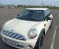 Білий Міні Cooper, об'ємом двигуна 1.4 л та пробігом 211 тис. км за 4500 $, фото 5 на Automoto.ua