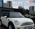 Белый Мини Купер, объемом двигателя 1.6 л и пробегом 221 тыс. км за 8100 $, фото 1 на Automoto.ua