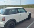 Білий Міні Cooper, об'ємом двигуна 1.4 л та пробігом 211 тис. км за 4500 $, фото 2 на Automoto.ua